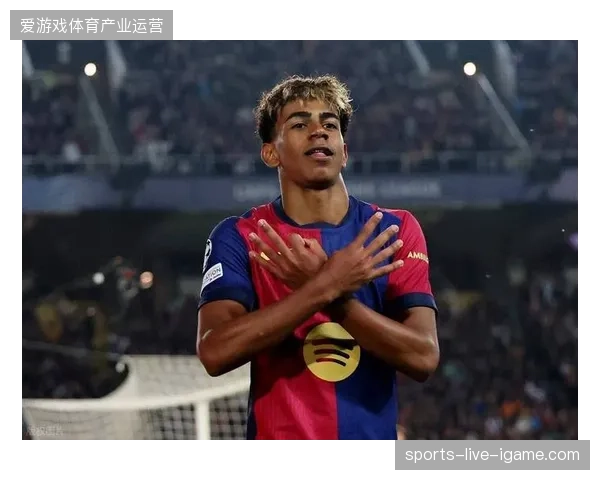 巴塞罗那新星亚马尔以现象级表现入选最佳阵容,成为本赛季最引人注目的年轻球员 巴塞罗那新星亚马尔以现象级表现入选最佳阵容,成为本赛季最引人注目的年轻球员